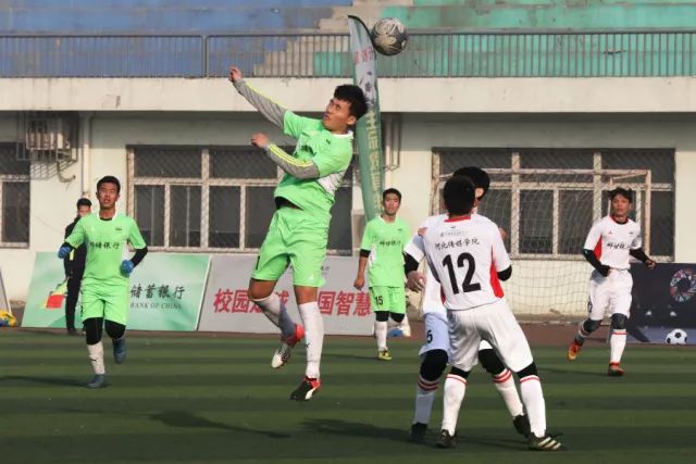 十万志愿军面临困境，毛泽东指示转攻为守